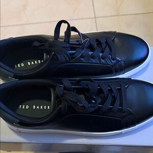 Ted Baker Men's Classic Black Sneakers